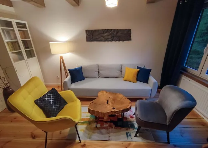 Konwaliowe Zacisze - Chillout W Lesnej Aurze * וילגה